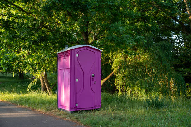 Best Portable bathroom rental  in Deatsville, AL